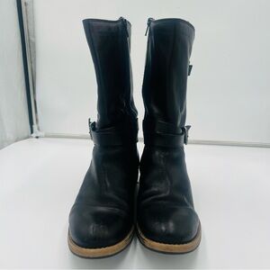 Clarks women Black Leather Boots size 9 women